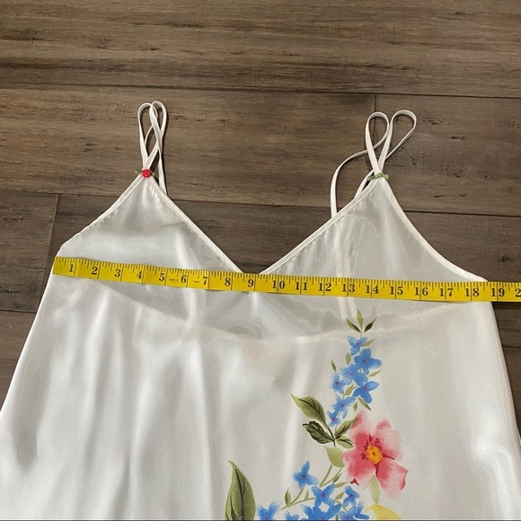 L.A. Intimates satin white floral night gown and robe chemise‎ USA made slip - Picture 7 of 14